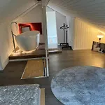 Behagliches Nurdachhaus Im Ferienhausgebiet Prázdninový dům