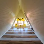Behagliches Nurdachhaus Im Ferienhausgebiet 펜션