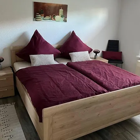 Behagliches Nurdachhaus Im Ferienhausgebiet Semesterbostad *