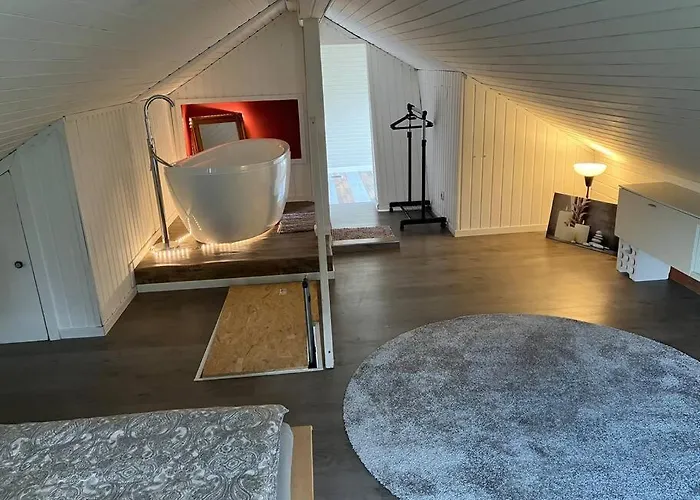 Behagliches Nurdachhaus Im Ferienhausgebiet Vakantiehuis