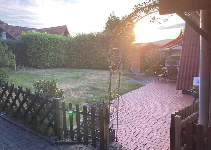 Behagliches Nurdachhaus Im Ferienhausgebiet Vakantiehuis