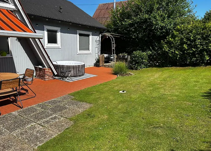 Behagliches Nurdachhaus Im Ferienhausgebiet Vakantiehuis *